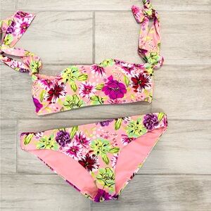 Victoria’s Secret Pink Floral Bikini size‎ Large